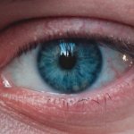 Domowe sposoby na zapalenie spojówek: naturalne i bezpieczne metody łagodzenia objawów